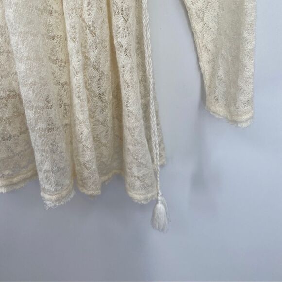 FREE PEOPLE Snug Bug Knit Lace Tassel Wrap Drape Mini Dress In Ivory - Picture 9 of 15